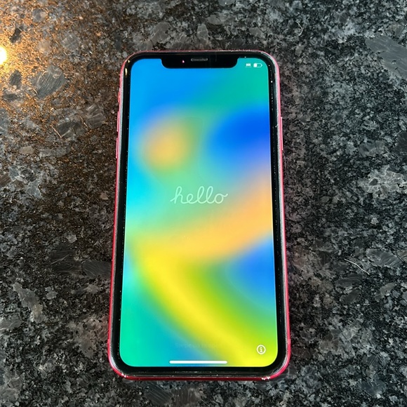 Red iPhone 11 - Picture 3 of 5